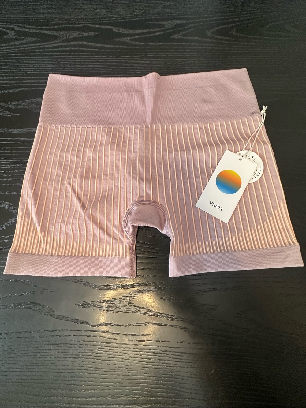 NWT Vuori women's Bi-color seamless bike short 4 szL light peach/desert mauve(B) - Picture 8 of 10